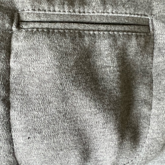 Saks Fifth Avenue Trim Fit Light Grey Two Button Blazer  Size: XL MSRP: $275 - Picture 7 of 9